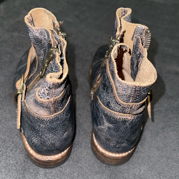 EUC BECCA Bed Stu ankle boots - Picture 4 of 13